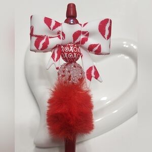 Valentine Pen XOXO Love‎ Beaded Pen Red PomPom Bow Fluffy Gift Valentines Day
